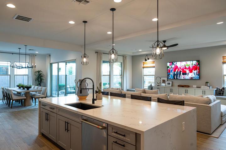 SINGLE FAMILY RESIDENCE