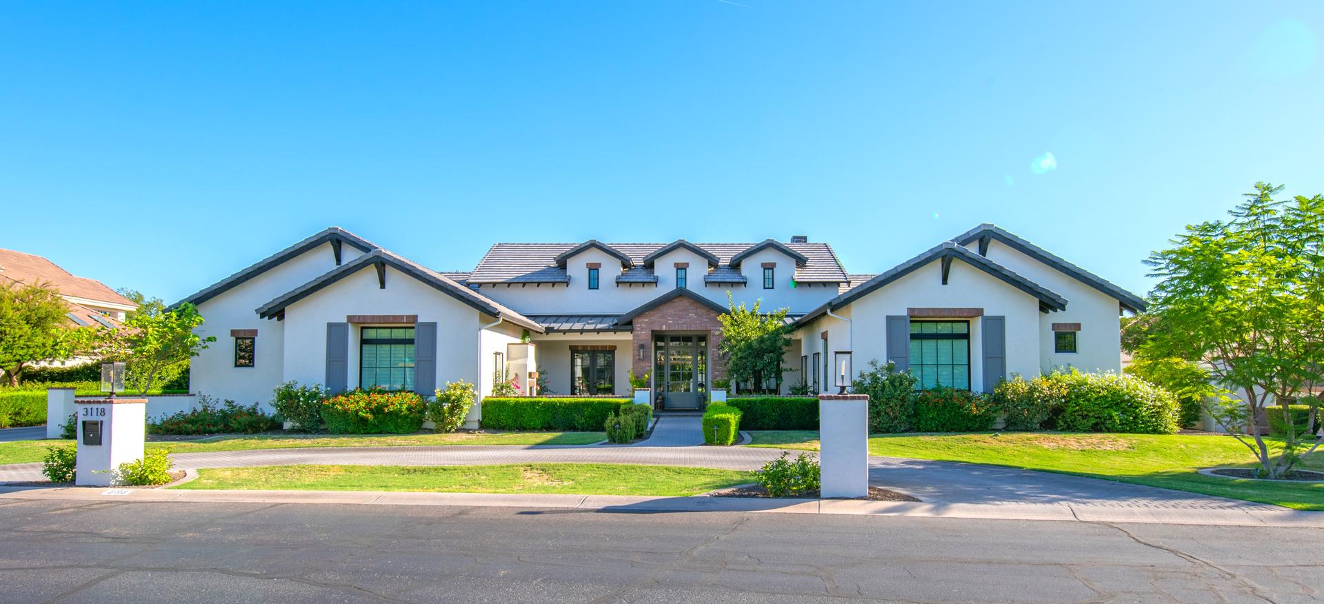 CUSTOM HOMES & STRUCTURES