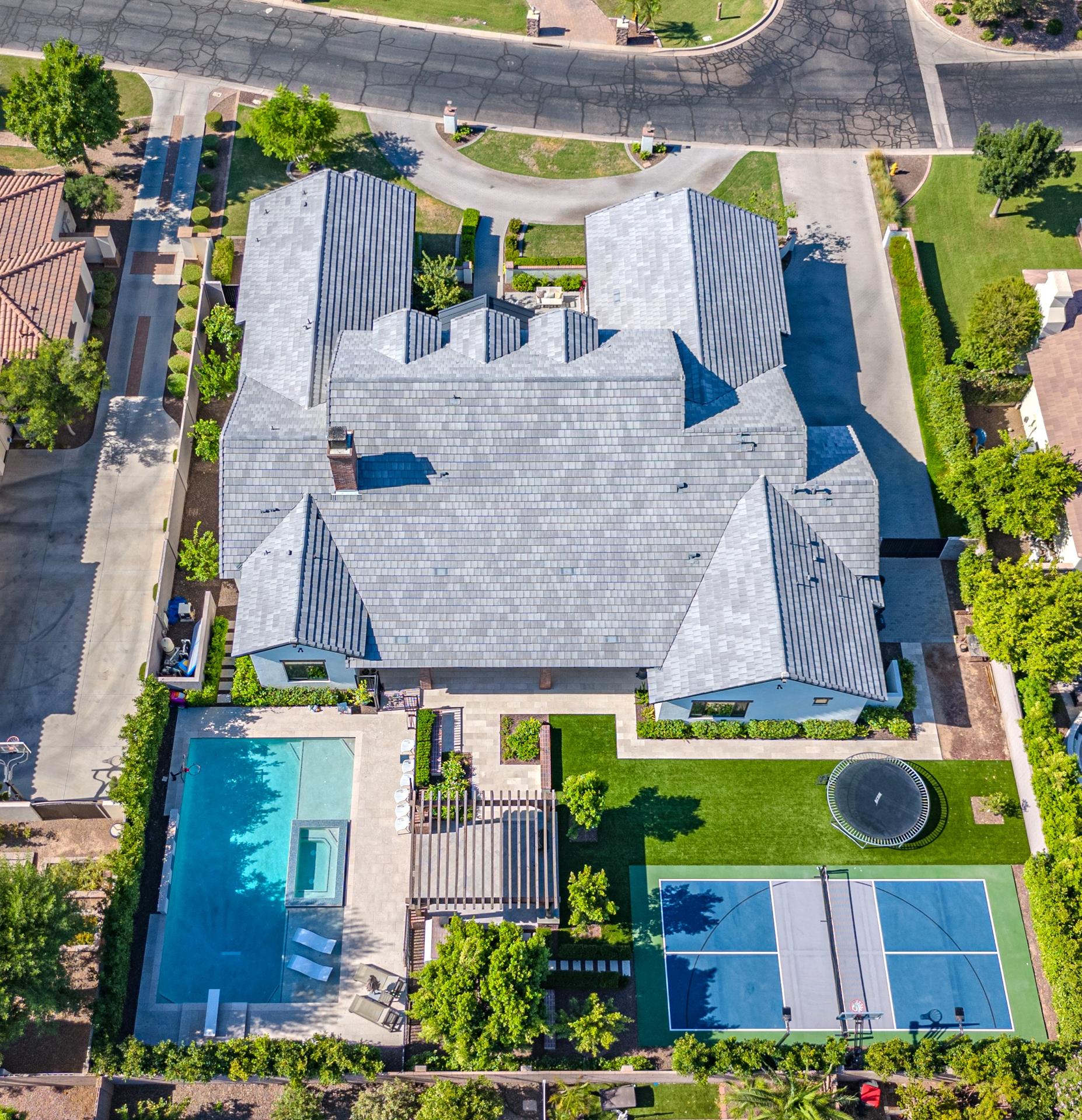 CUSTOM HOMES & STRUCTURES