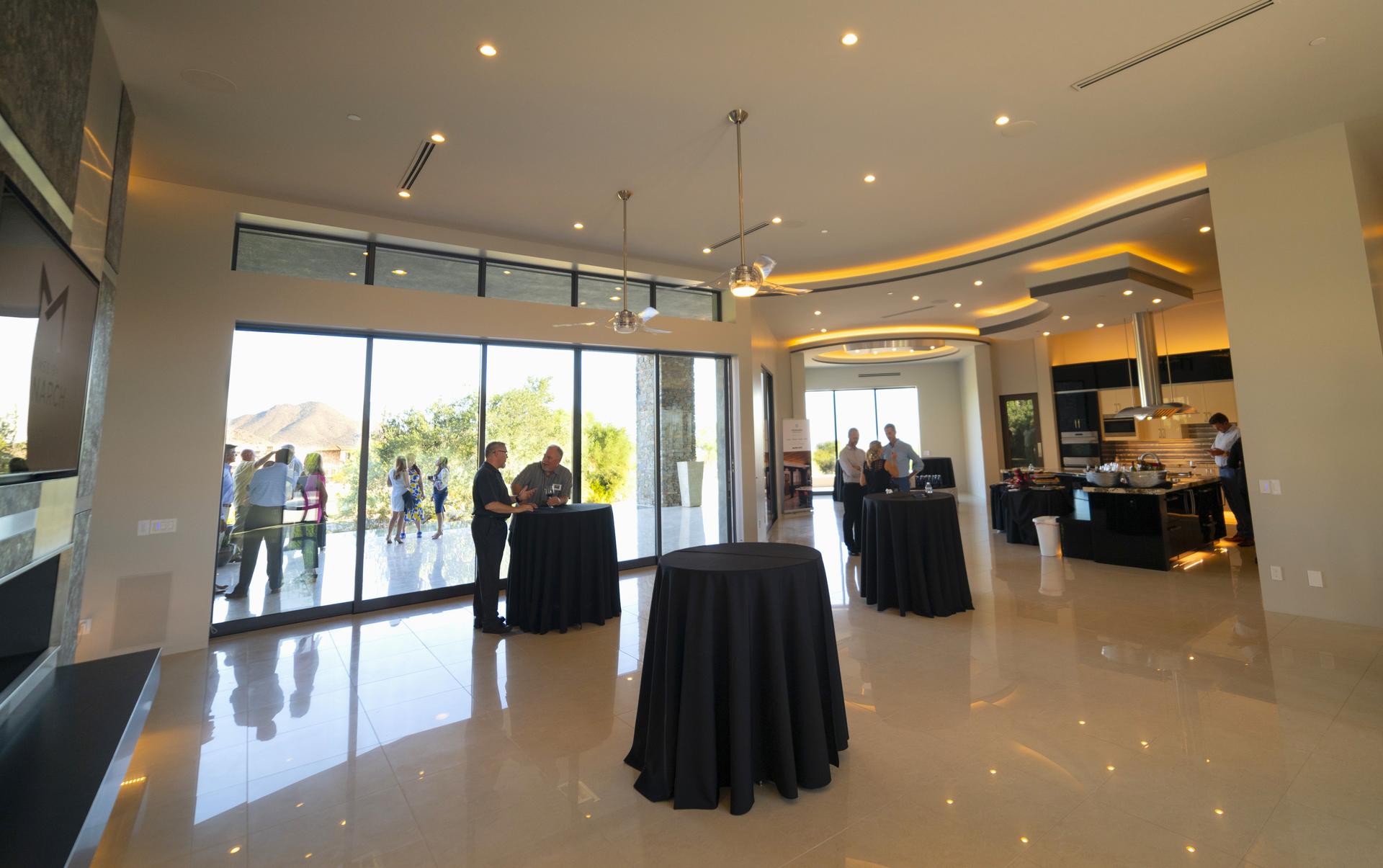 CUSTOM HOMES & STRUCTURES